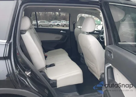 2020 Volkswagen Tiguan 2.0T Se/2.0T Se R-Line Black/2.0T Sel z USA, uszkodzony, nr VIN 3VV2B7AX5LM025213